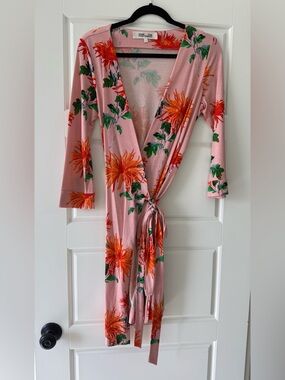 Diane Von Furstenberg Pink Wrap Robe with Orange Floral Print